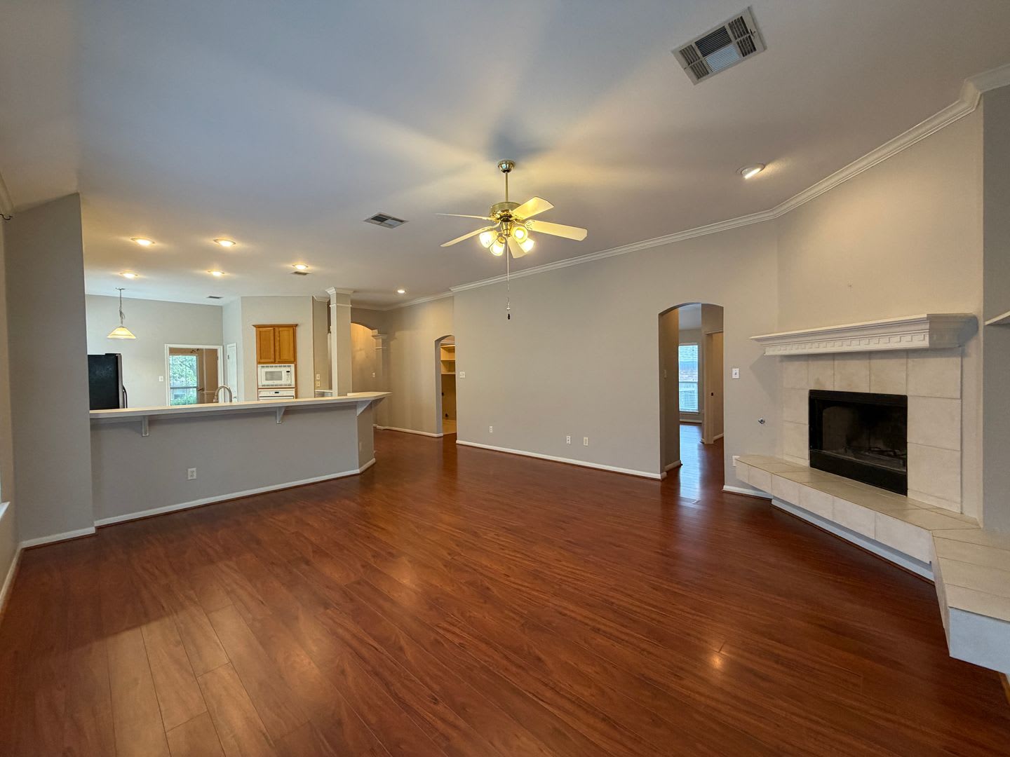 Beautiful 3/2 in Scofield Farms – photo 4