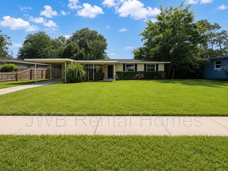 4737 Sprite Rd – photo 1