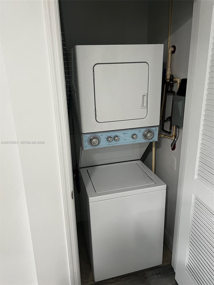 29 Oviedo Ave – photo 4