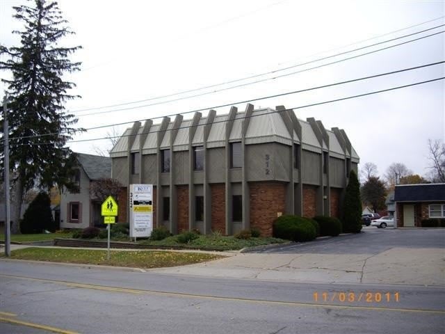 312 N Wayne, Ste 2D Street – photo 1