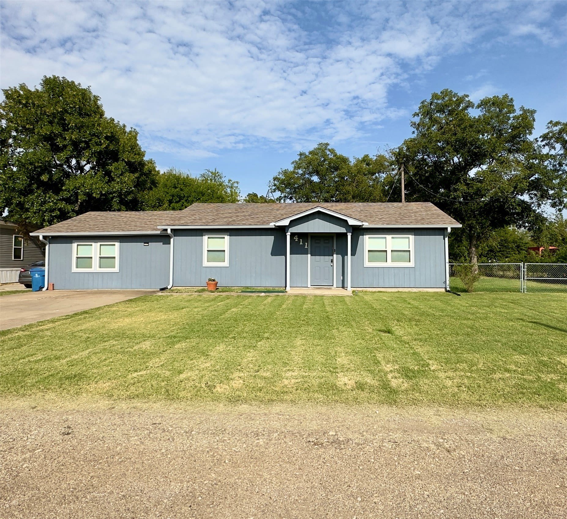 411 Mill Street – photo 1