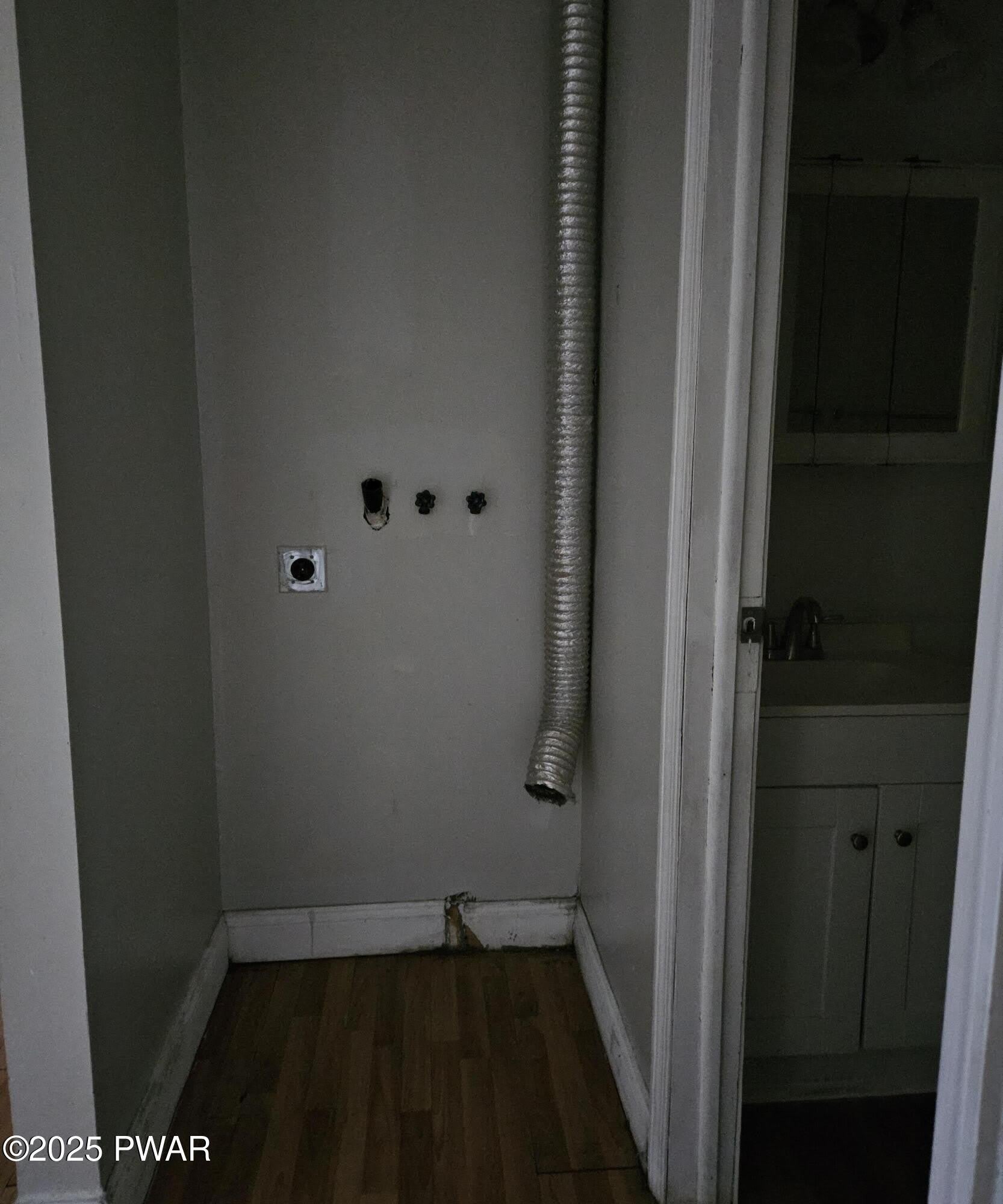 245 Gold Finch Road – photo 5