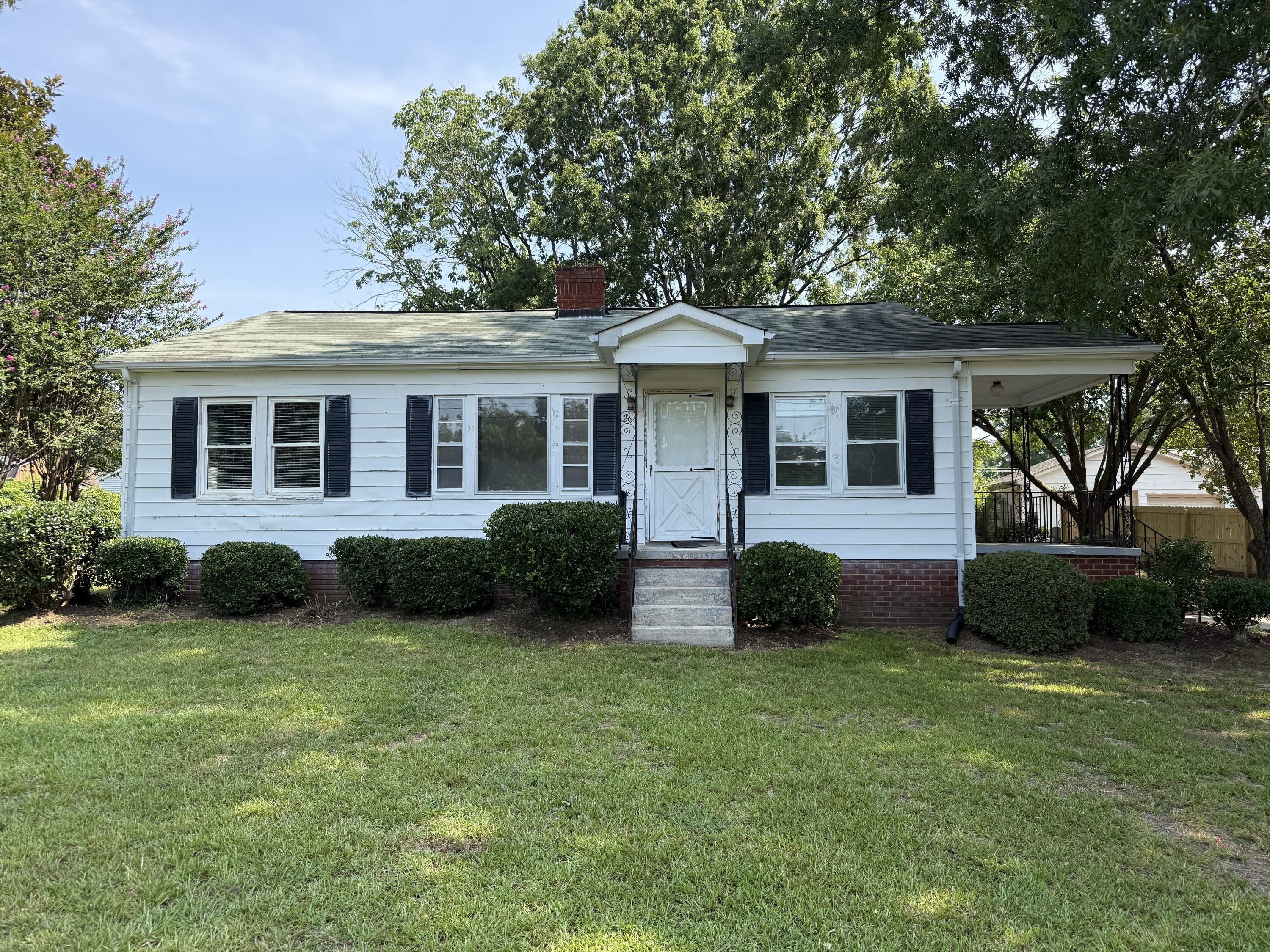 205 Highland Avenue Southwest – photo 1