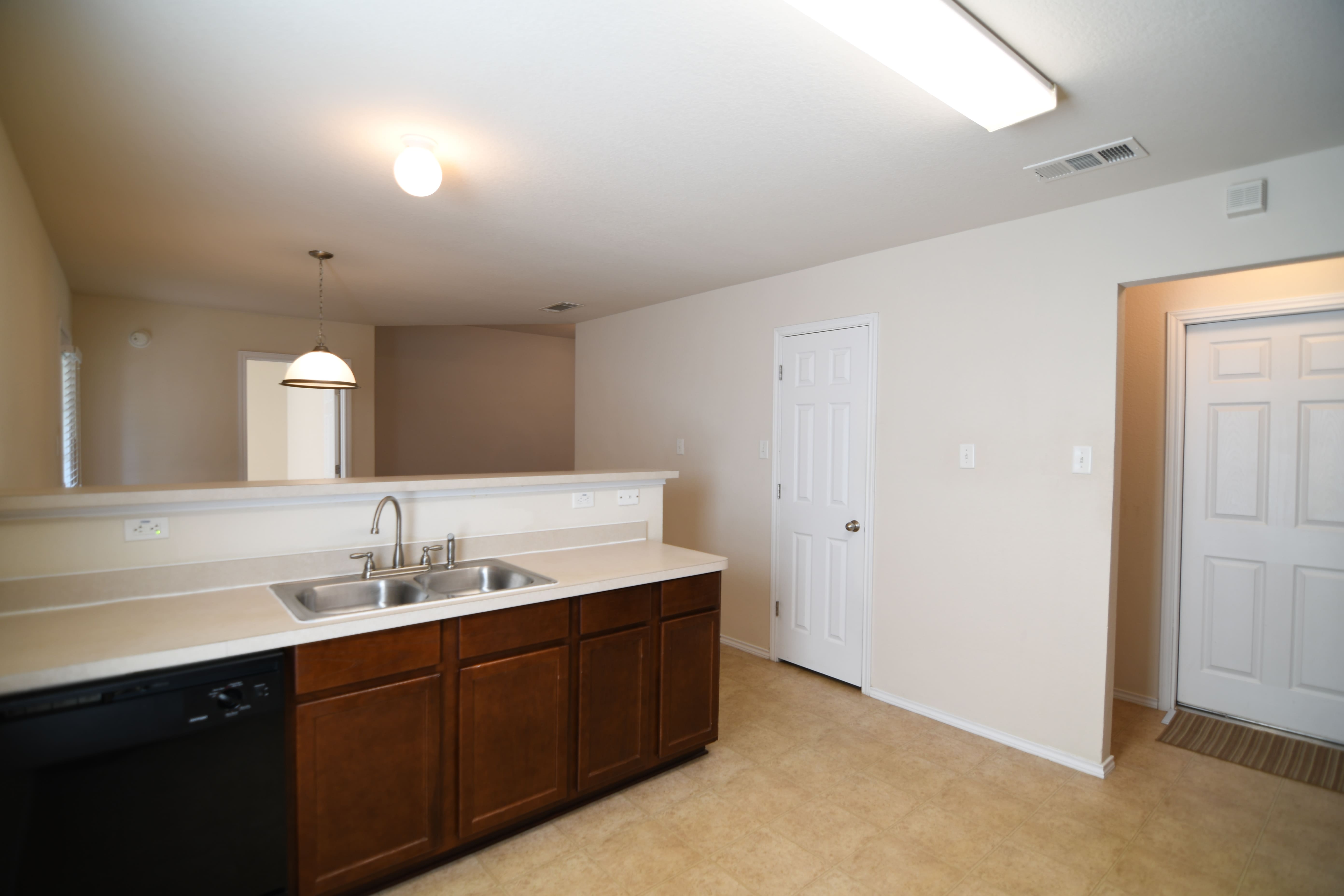 7207 Freedom Dr – photo 5