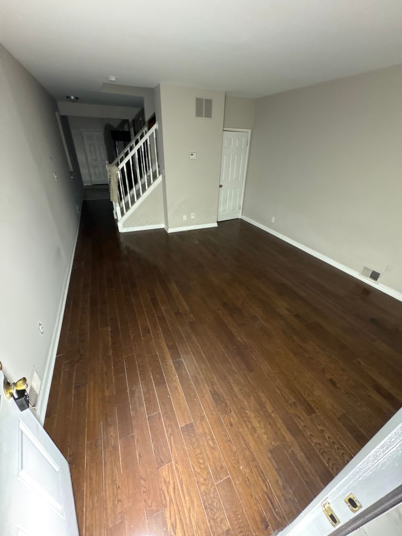 2 Bed 2 Bath With Basement – photo 2