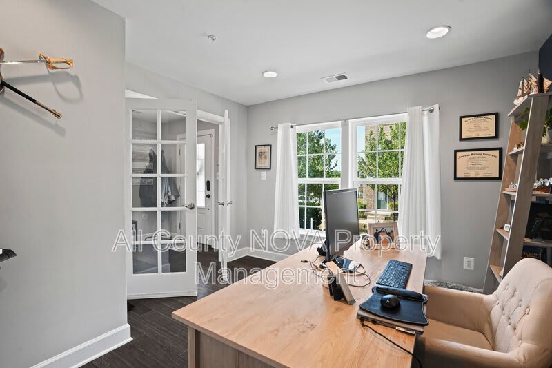 2910 Pinebrook – photo 5