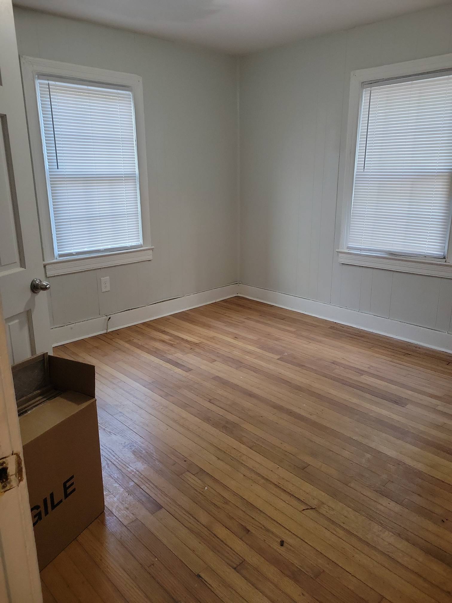 1819 Grayson St – photo 5