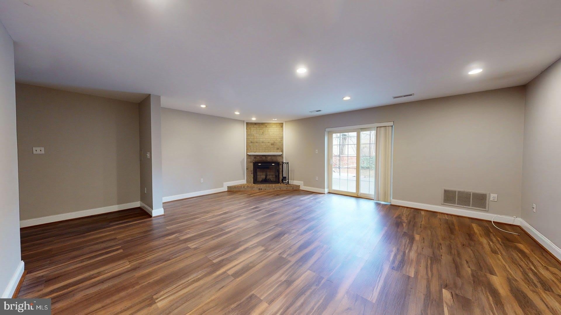 951 S Rolfe Street – photo 2