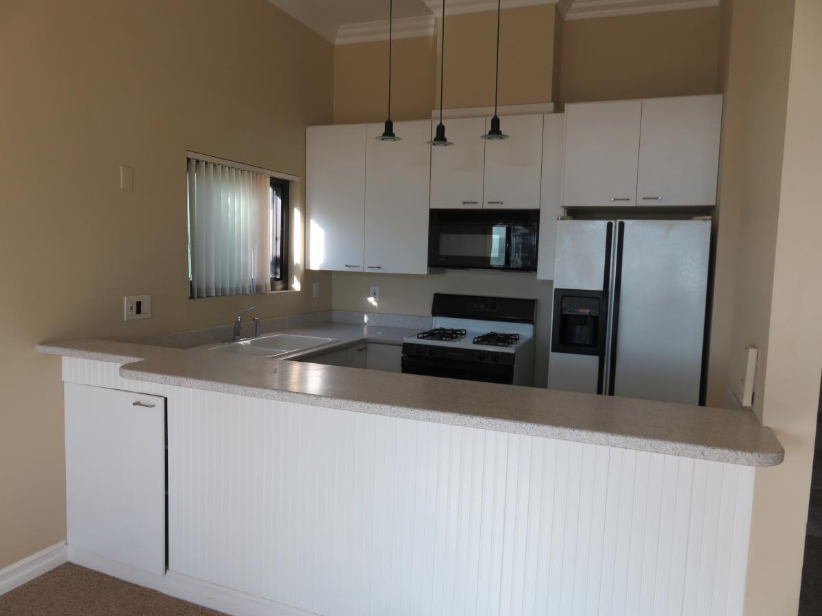 2442 Union Street 1 – photo 2