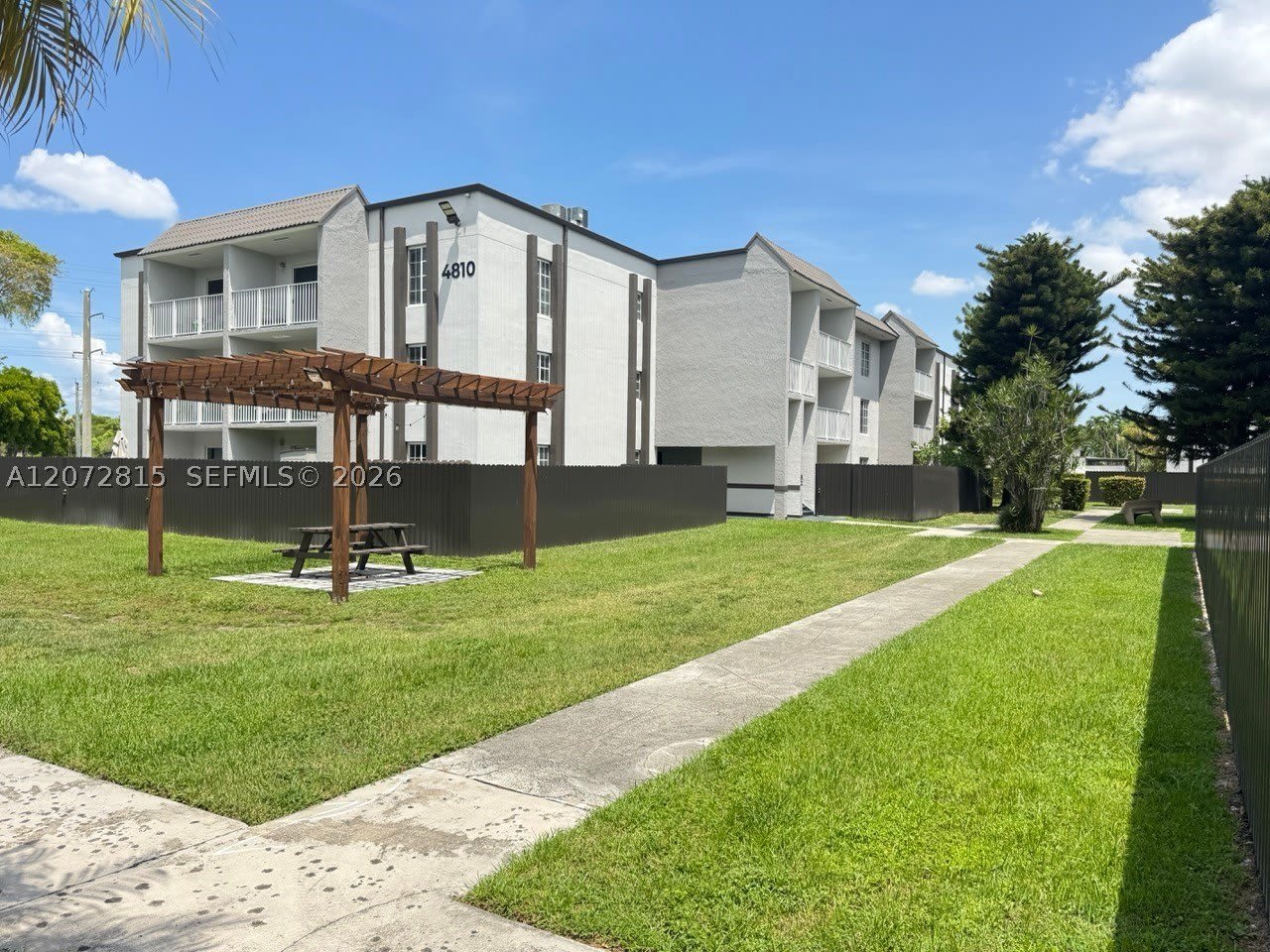 4800 NW 79th Ave – photo 2