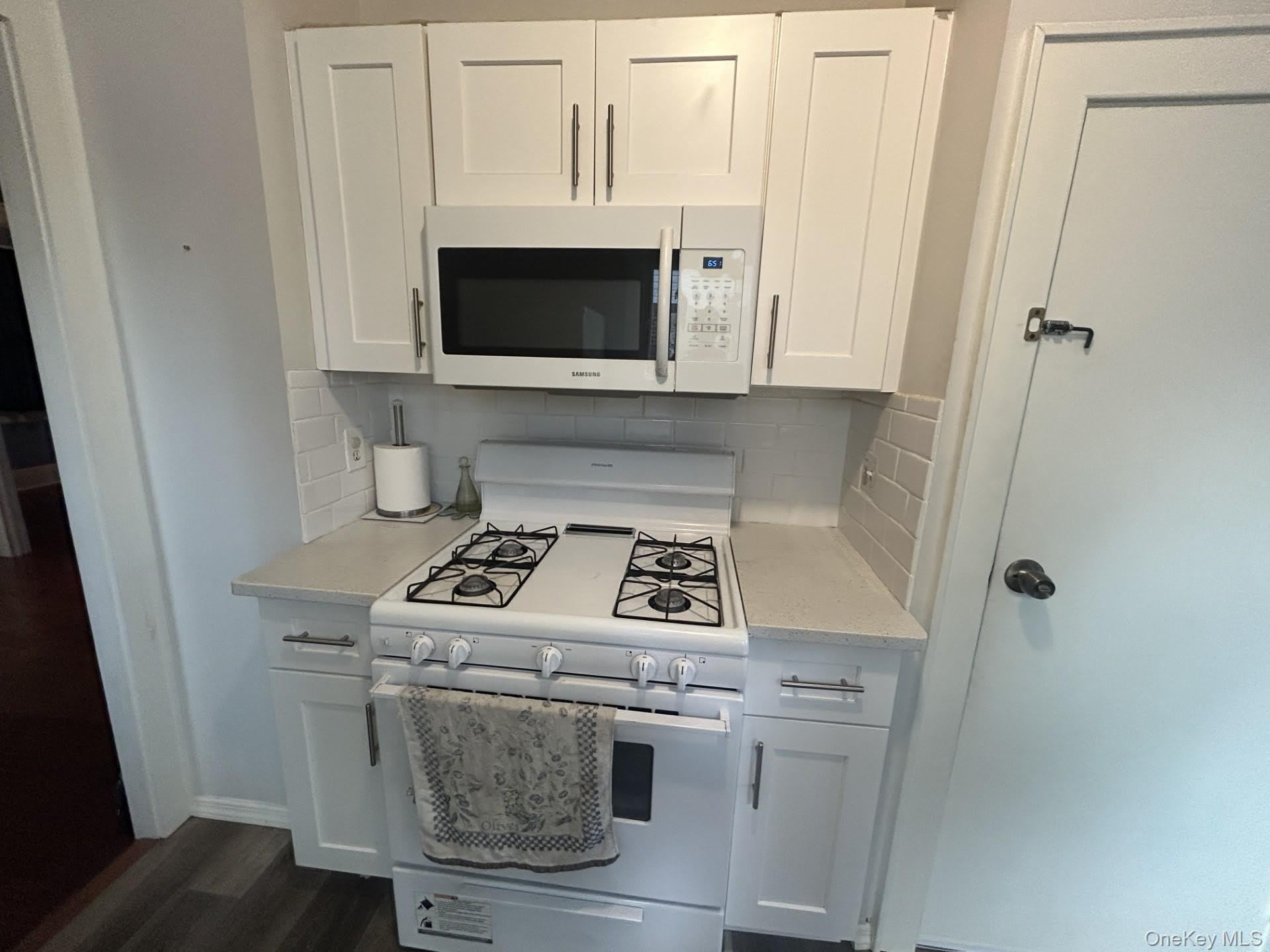 76 Robinwood Avenue – photo 5
