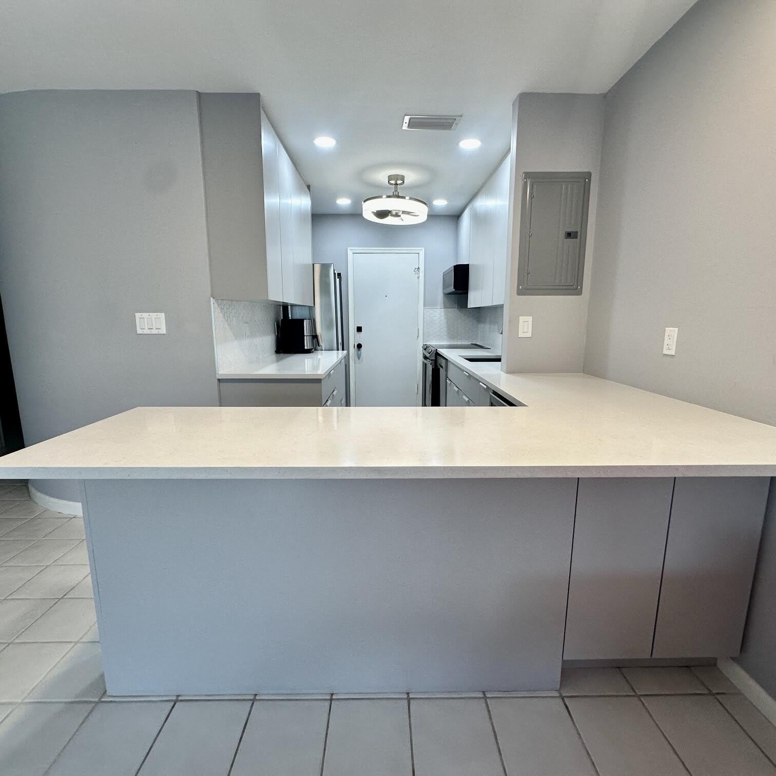 2171 NE 66th Street – photo 2