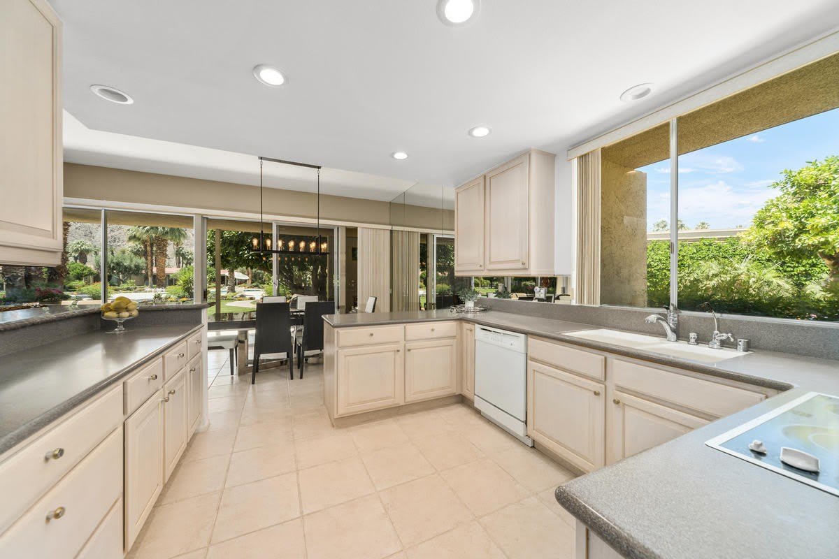 76895 Lark Drive – photo 1