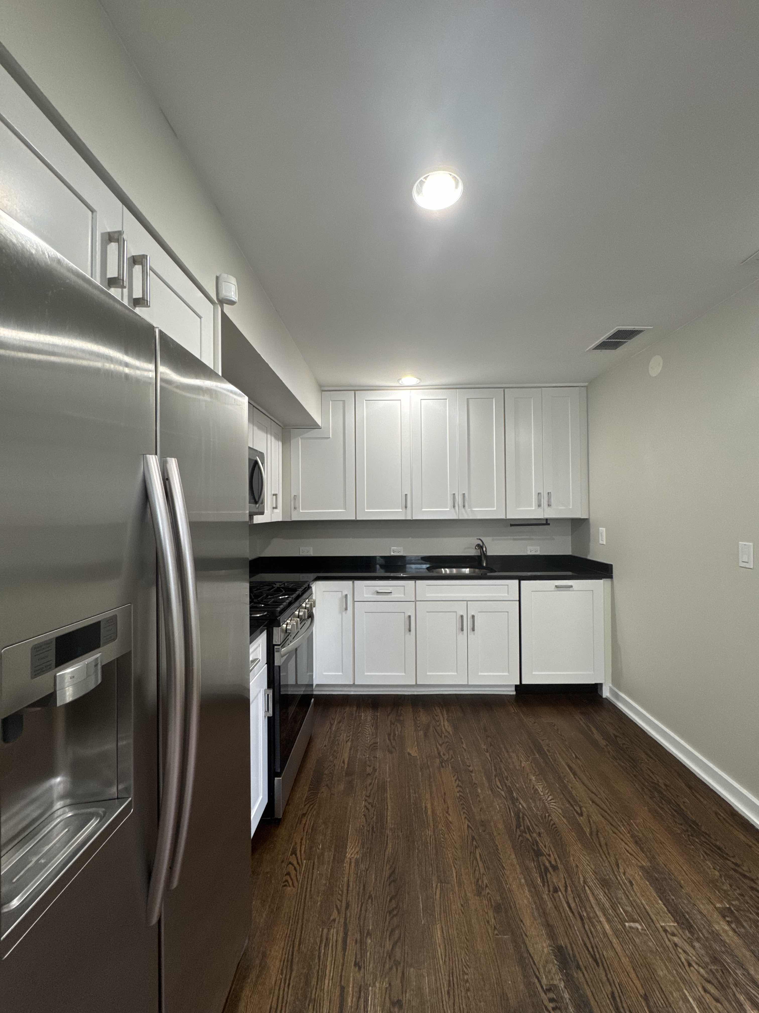 1911 W Cortland St- Ch – photo 4
