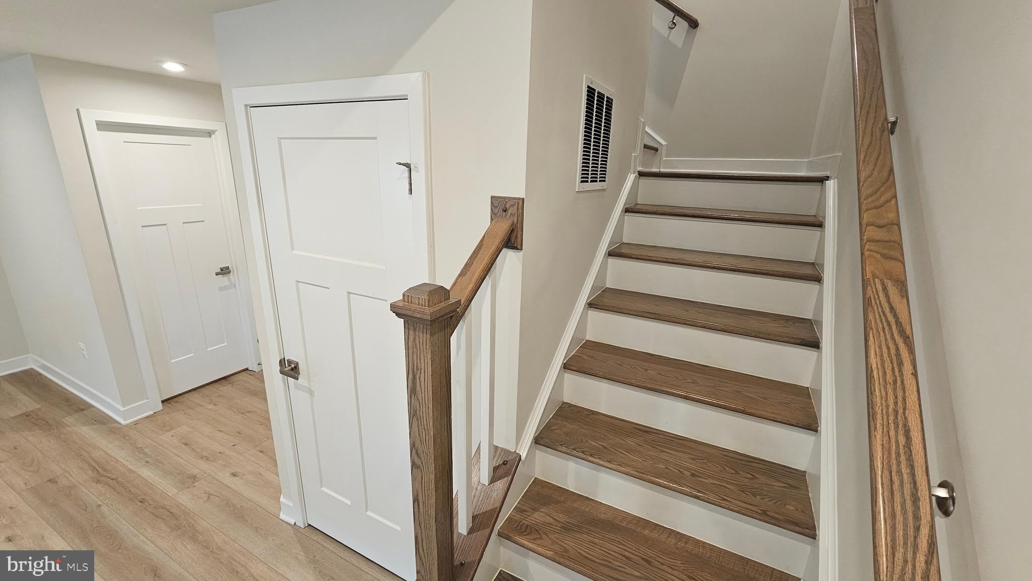 16437 FIFE WAY – photo 4
