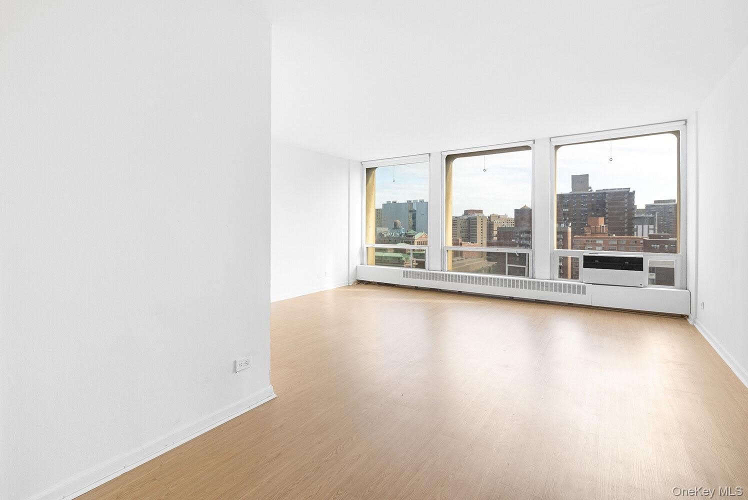 333 E 30TH Street – photo 4