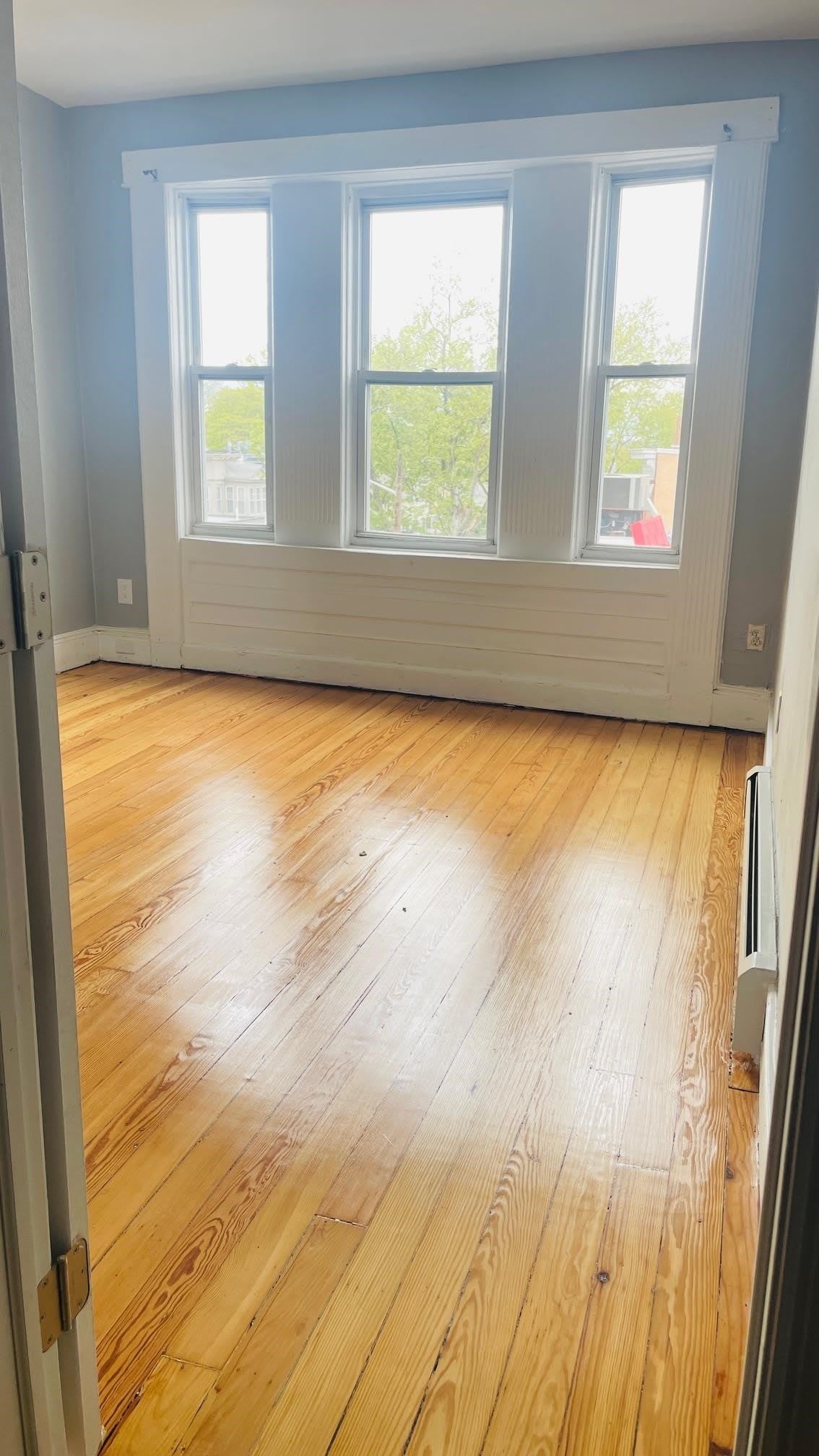 514 W SIDE AVE – photo 4