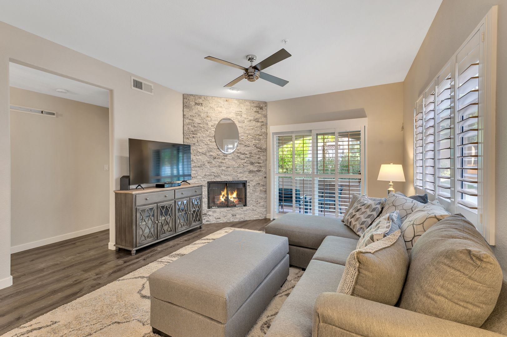 Remodeled and Stunning Furnished McCormick Ranch Condo! – photo 1