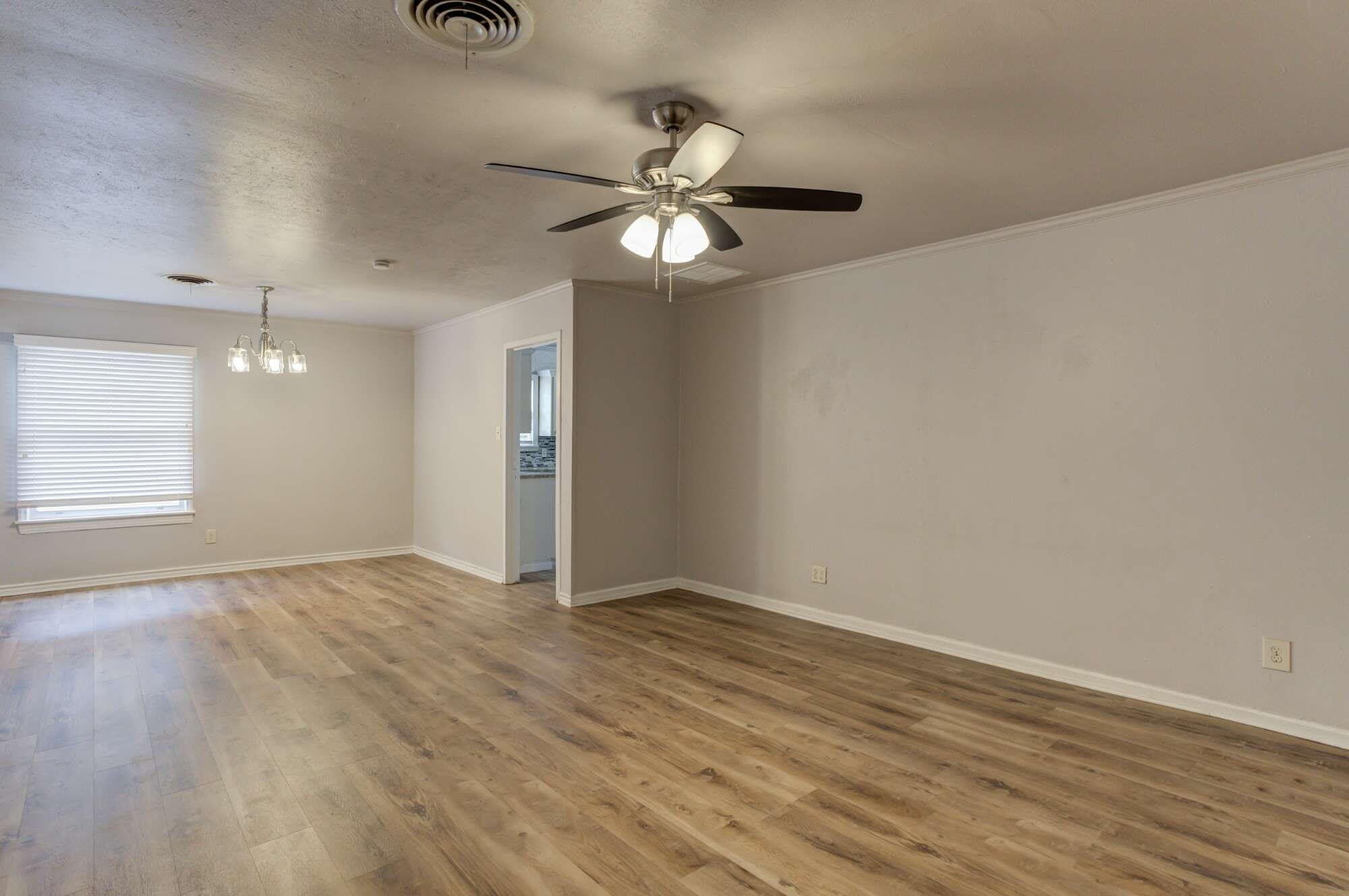 2206 32nd Street – photo 4