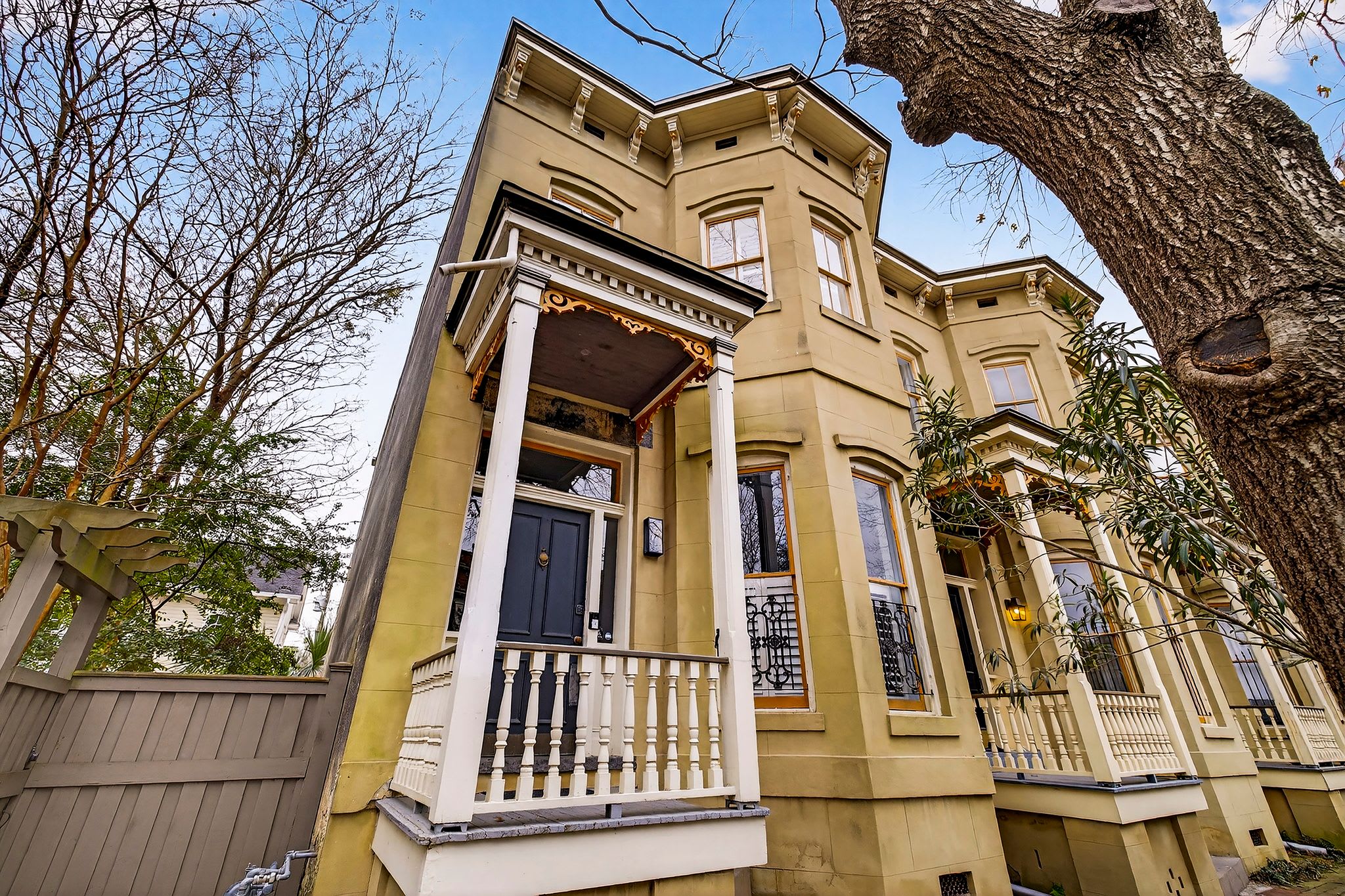 313 W Bolton St – photo 4