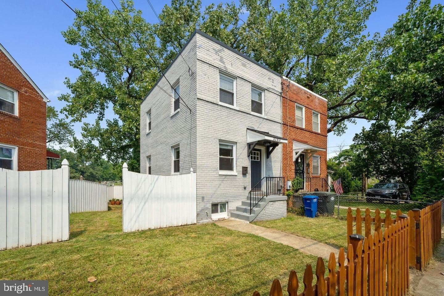 3243 15TH Place SE – photo 3
