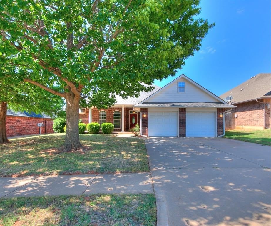309 E Richmond Terrace – photo 1