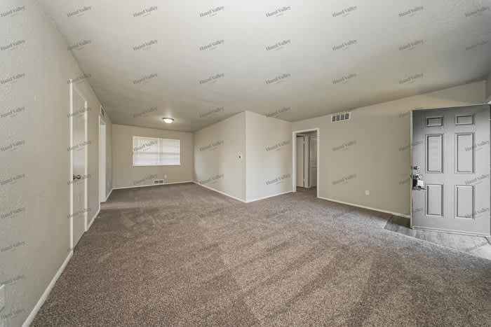 103 Northeast 5th Street – photo 4