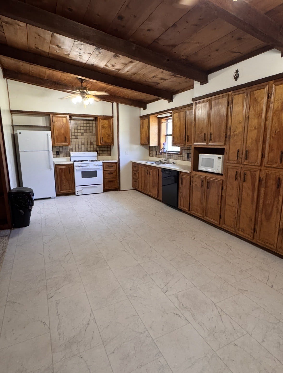 1391 County Road 232 – photo 2
