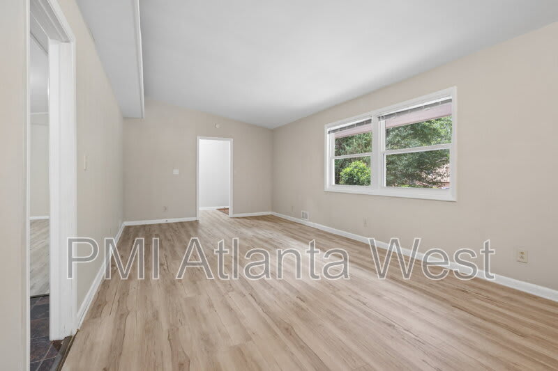 5490 Saint Lo Ln – photo 5