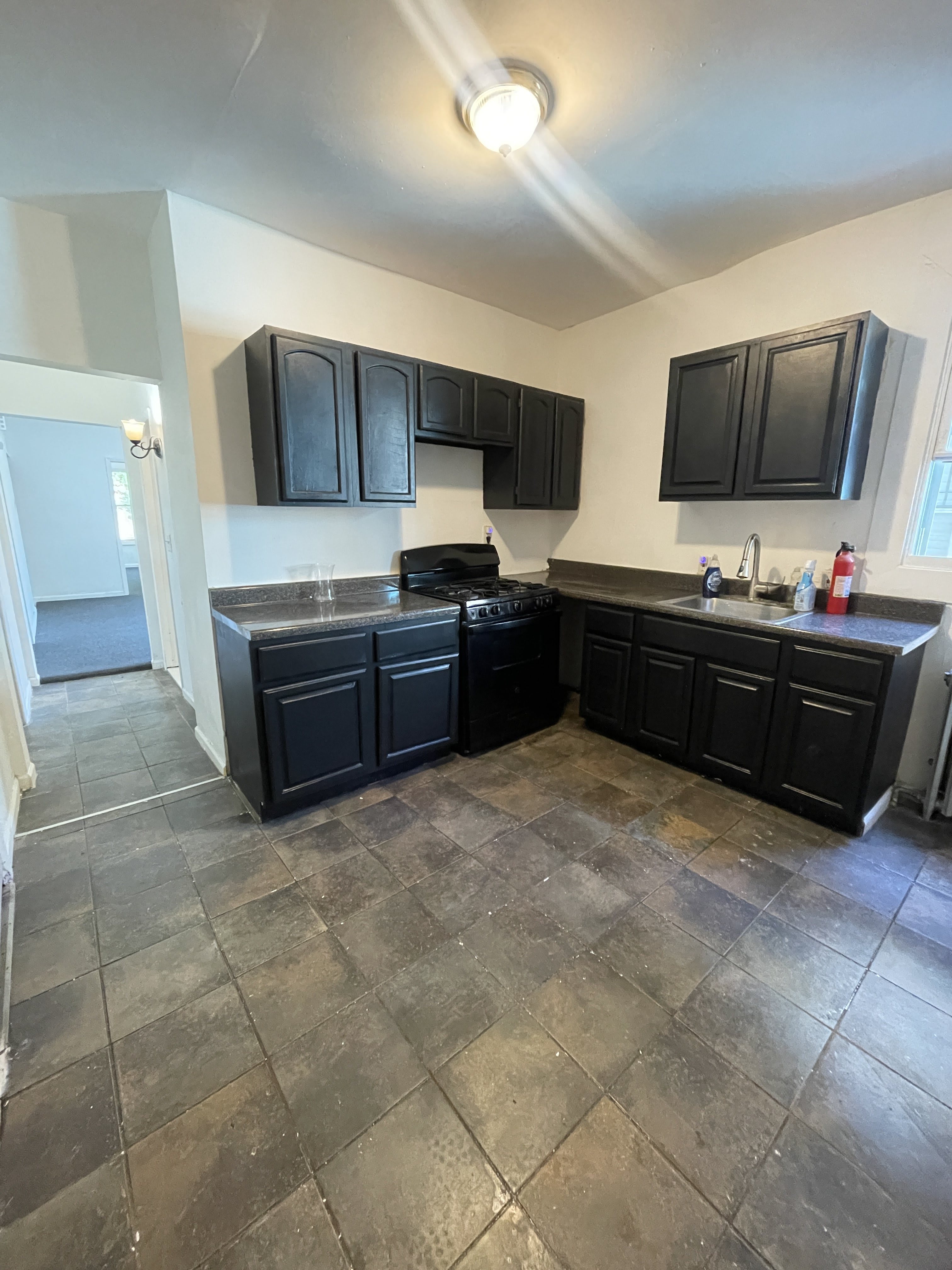 41 Hamilton St – photo 4