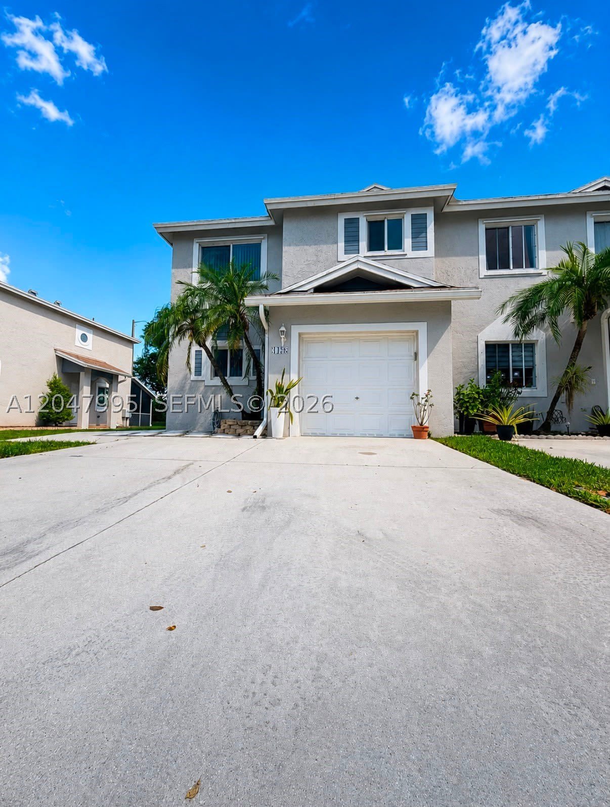 1428 Sw 47Th Ave – photo 1
