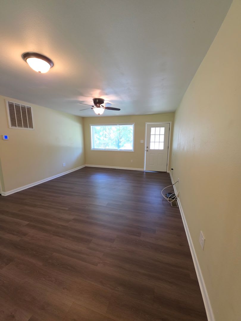 308 E Gum St – photo 2