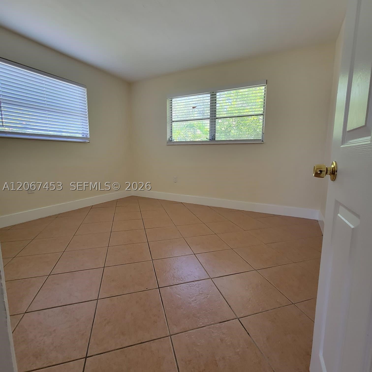2211 NW 64th Ave – photo 4