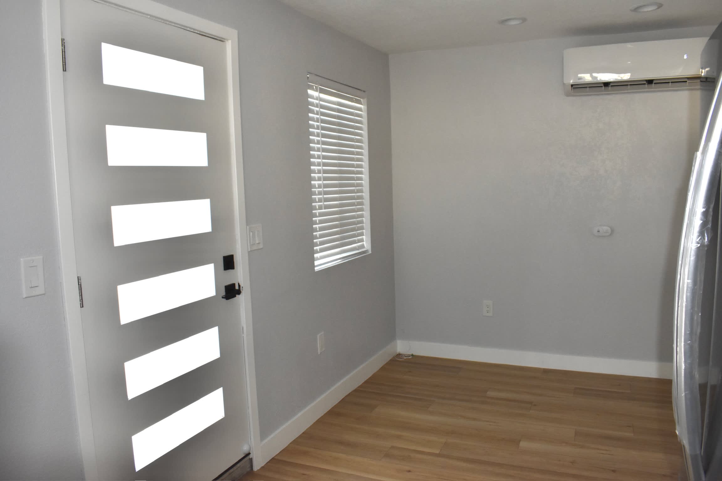 11659 Burke St – photo 5