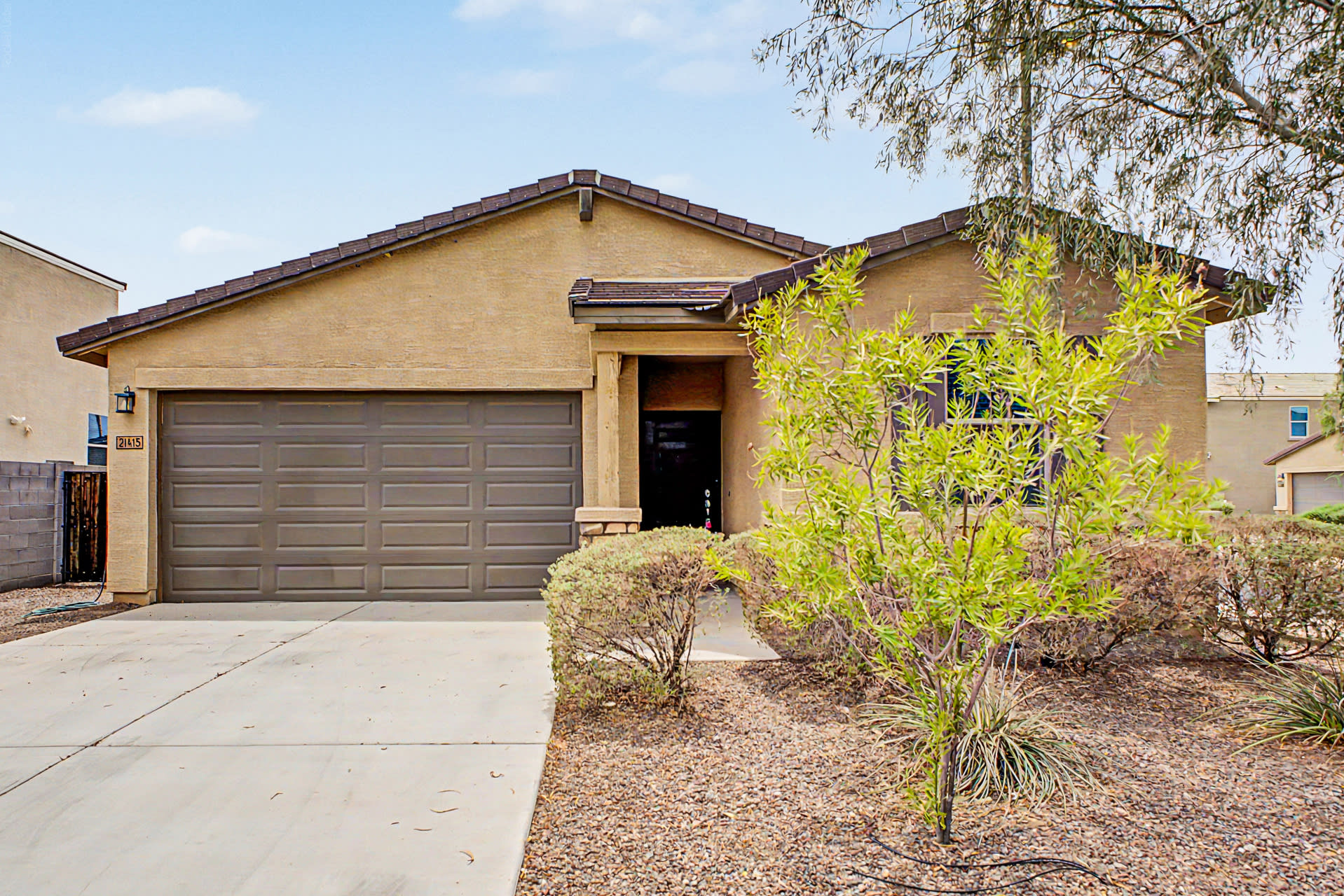 21415 West Holly Street – photo 2