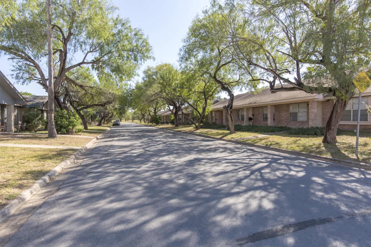 100 Condesa Drive – photo 2