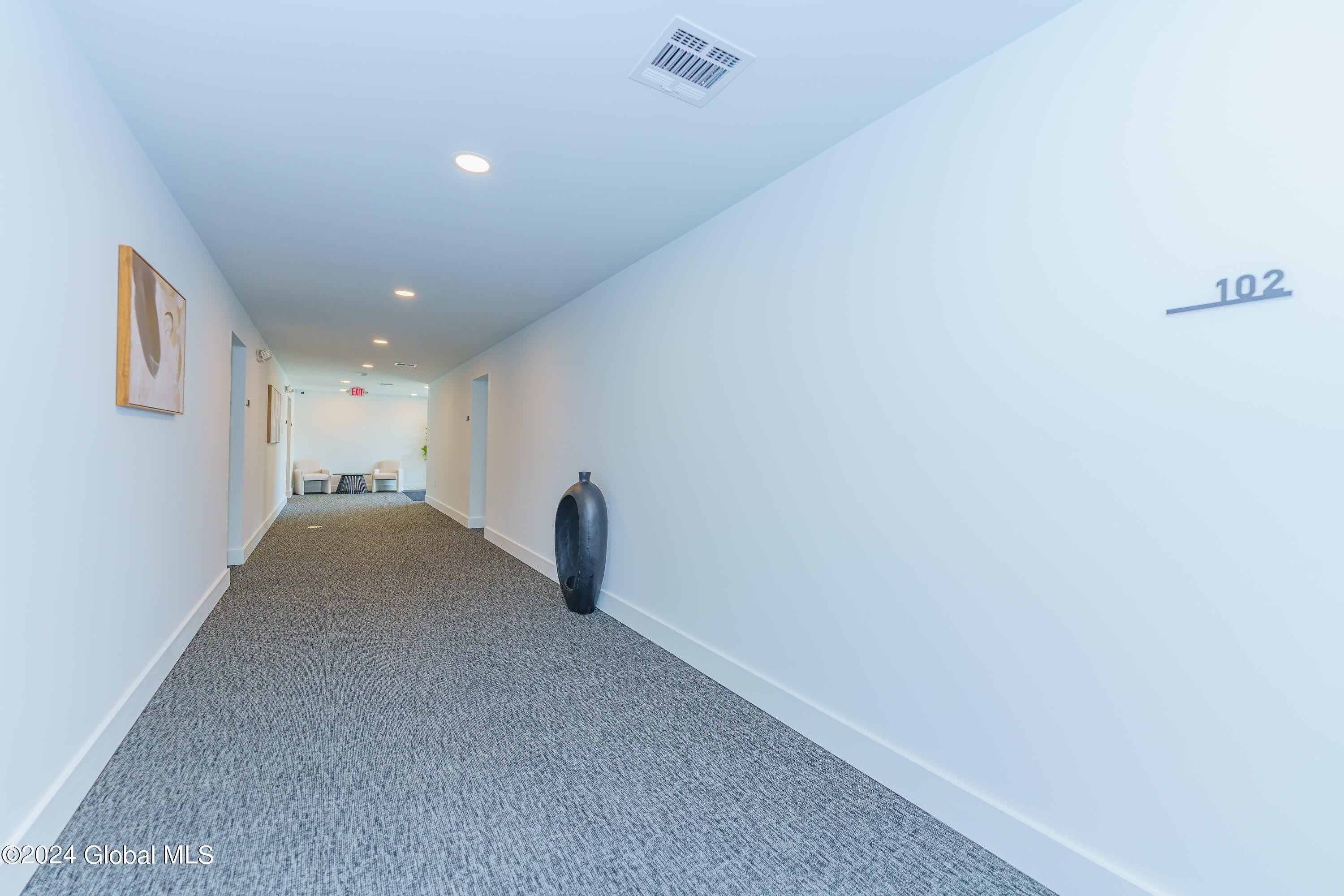 9 Laura Drive – photo 4