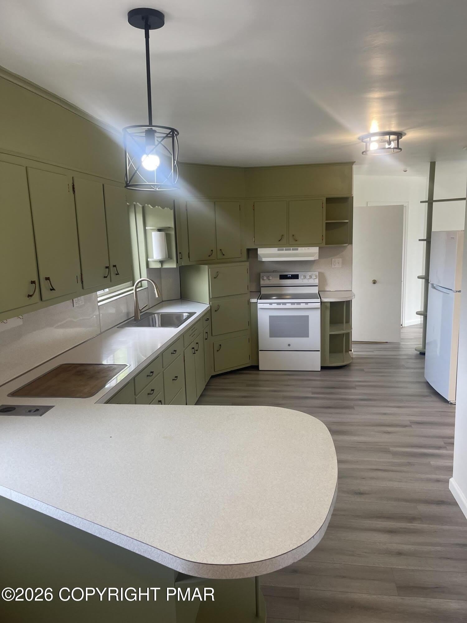 2500 N Delaware Drive – photo 1