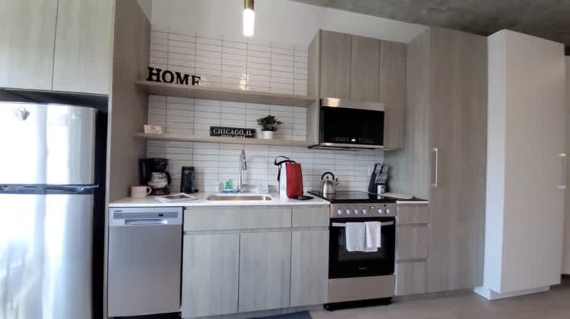 59 w Hubbard St – photo 1