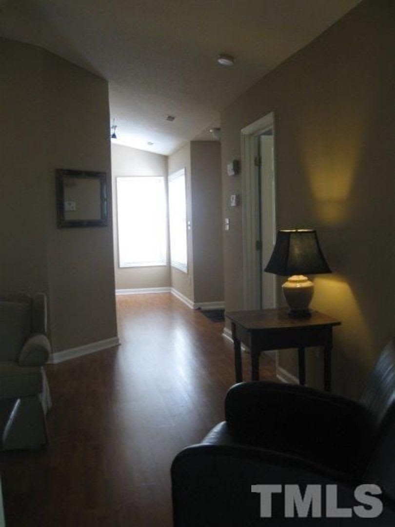 Room in 2 Bedroom Home at Sunpointe Dr – photo 3
