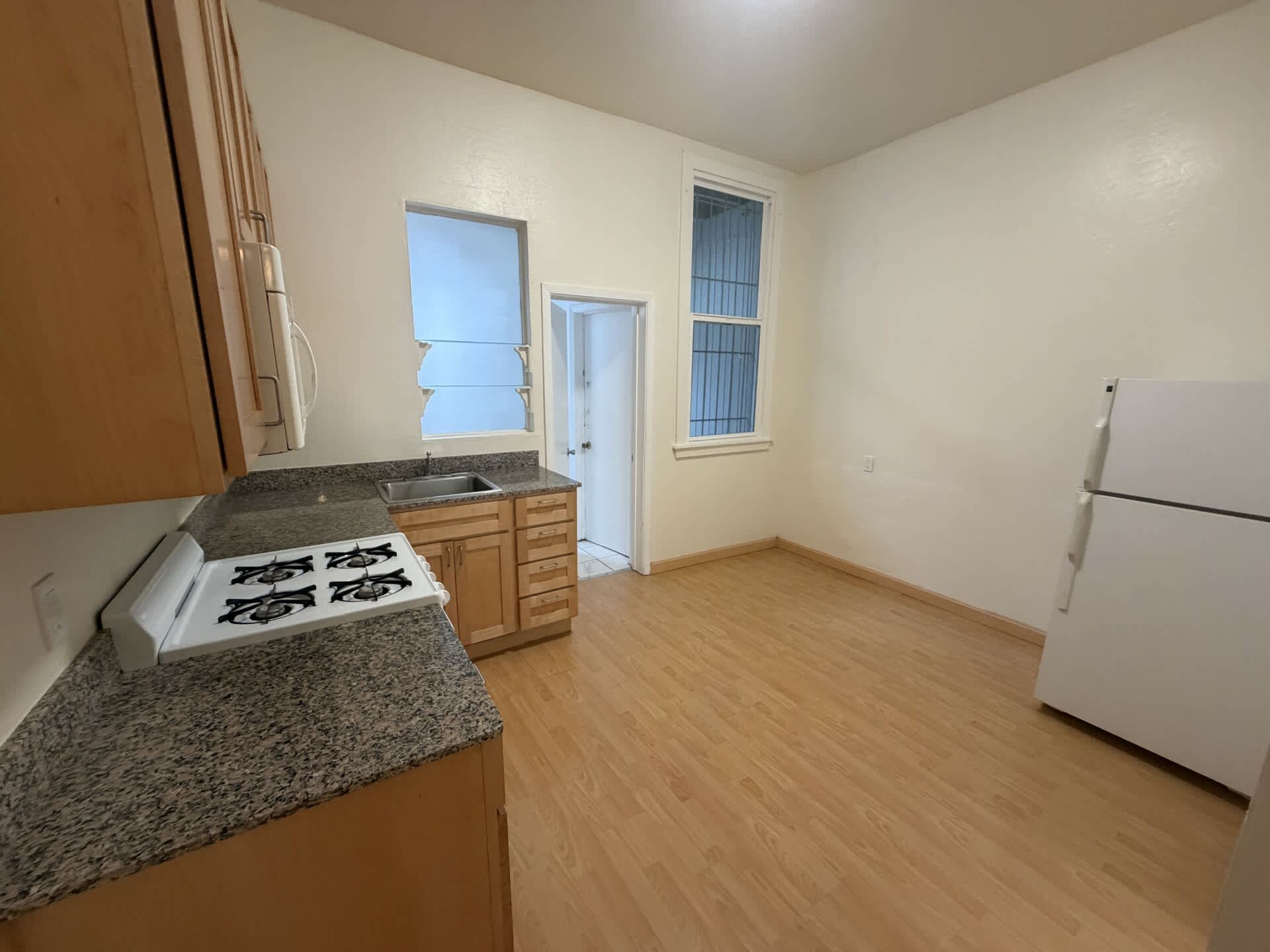 520 Linden Street – photo 5