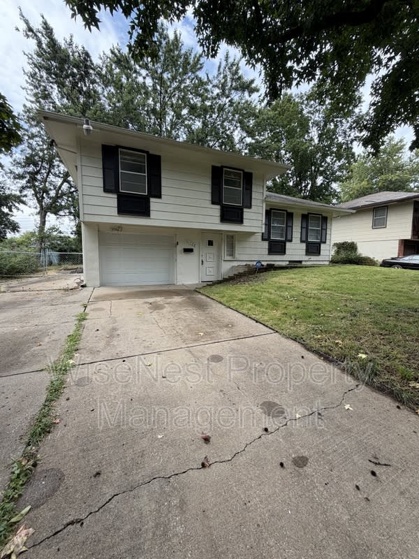 11724 Fremont Avenue – photo 2