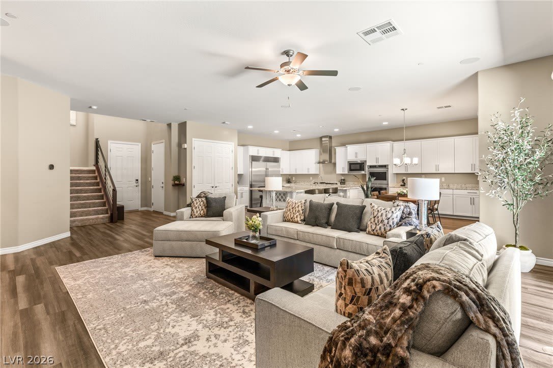1133 Pandora Canyon Street – photo 4