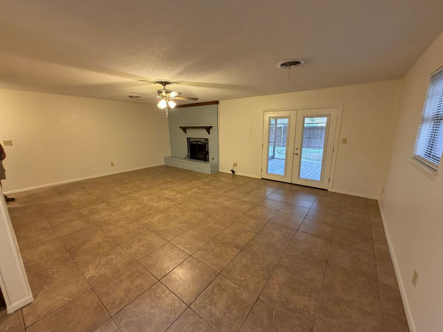 5003 Hall Ave. – photo 4