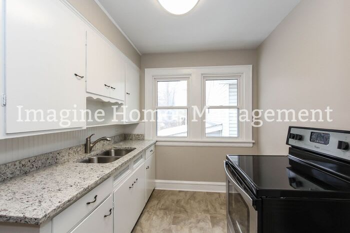 1297 Westlake Avenue – photo 5