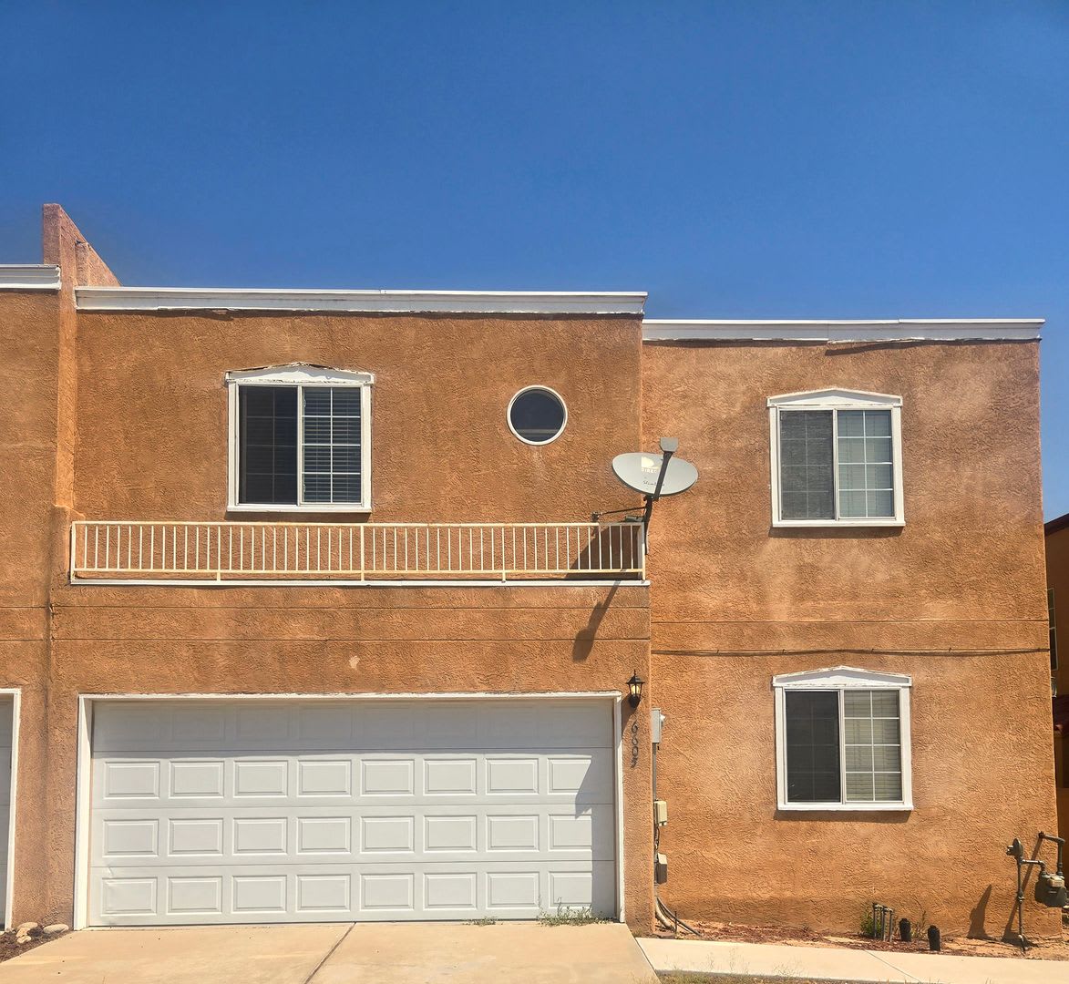Cute Townhome In Northwest Side Of Albuquerque – photo 1