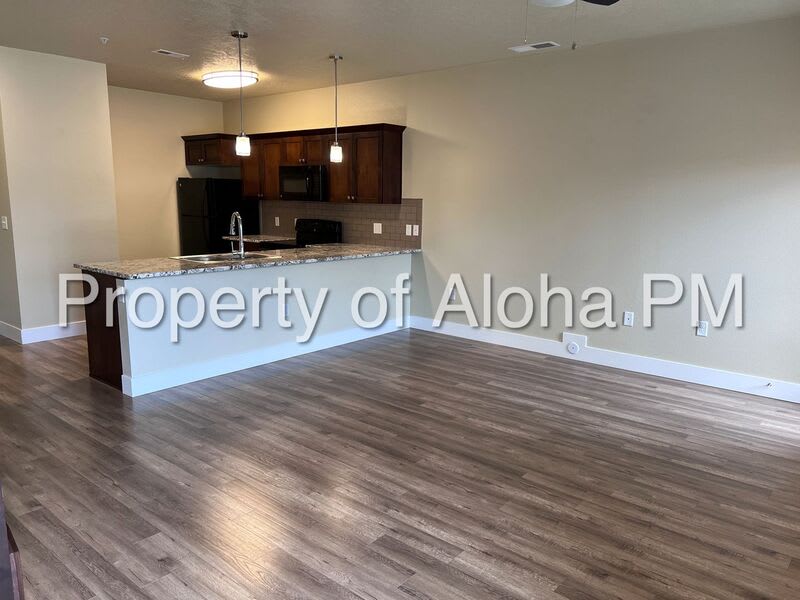 3534 E Grand Forest Dr – photo 2
