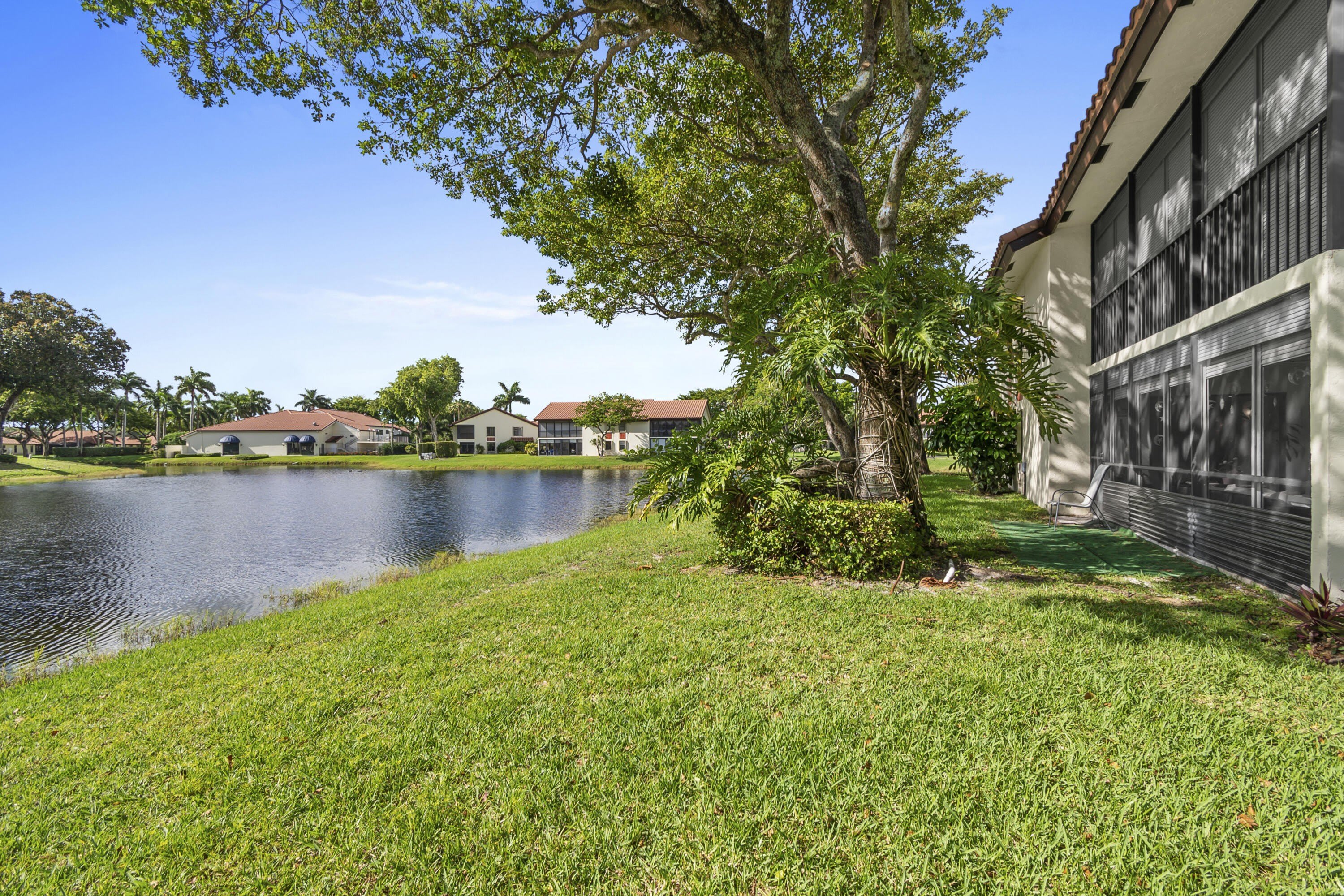 10656 Tropic Palm Avenue – photo 4