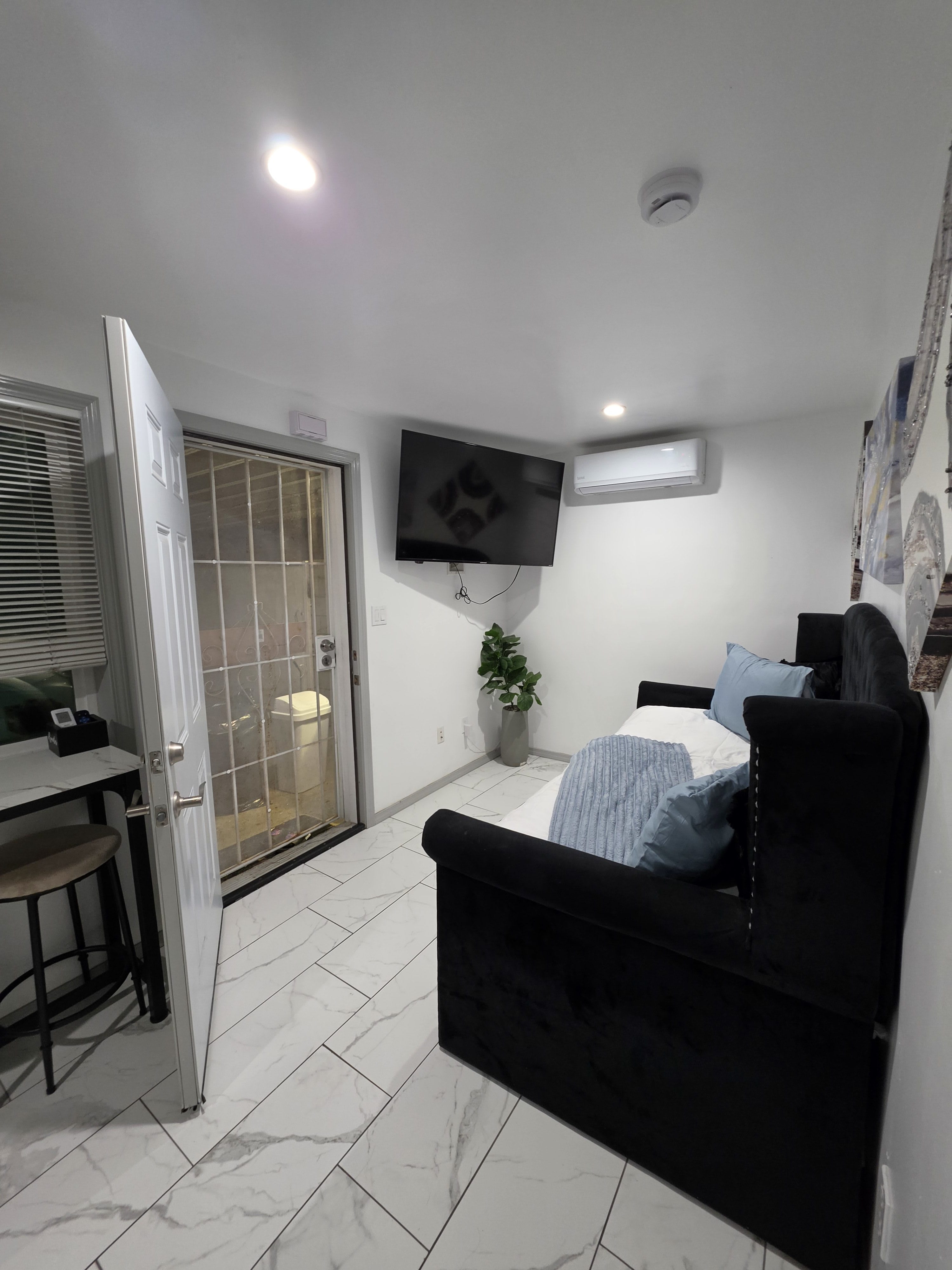124 1/2 East 135th Street – photo 2