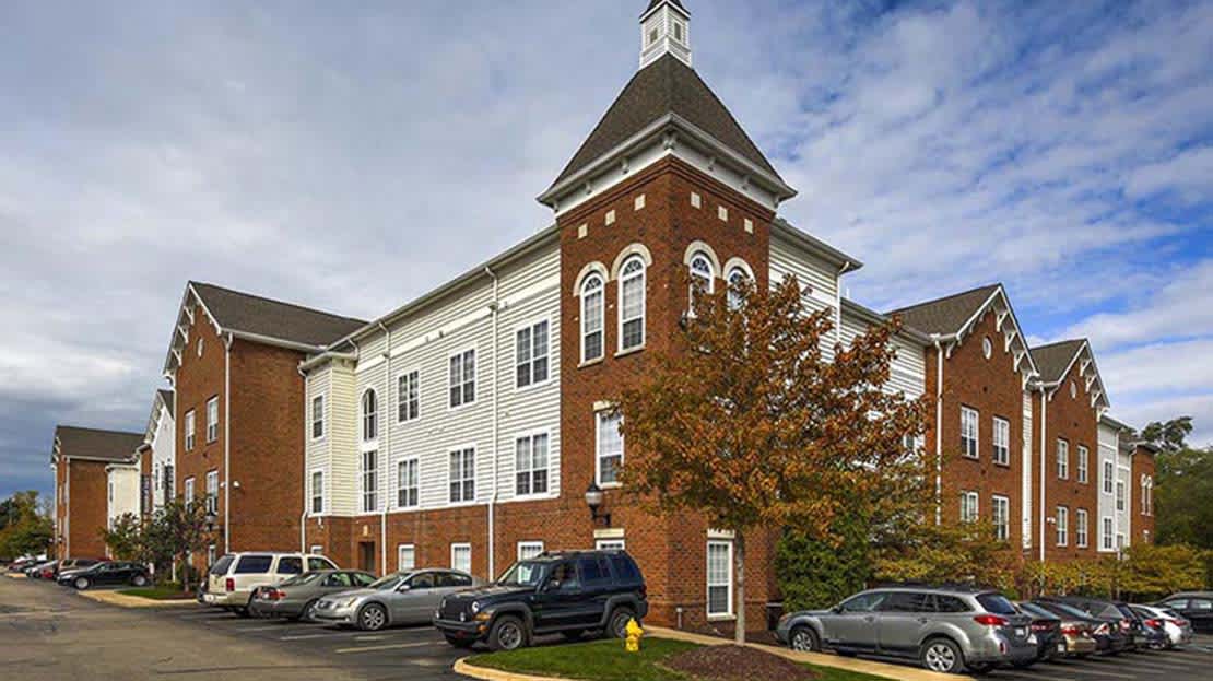 Peninsular Place Apartments – photo 3